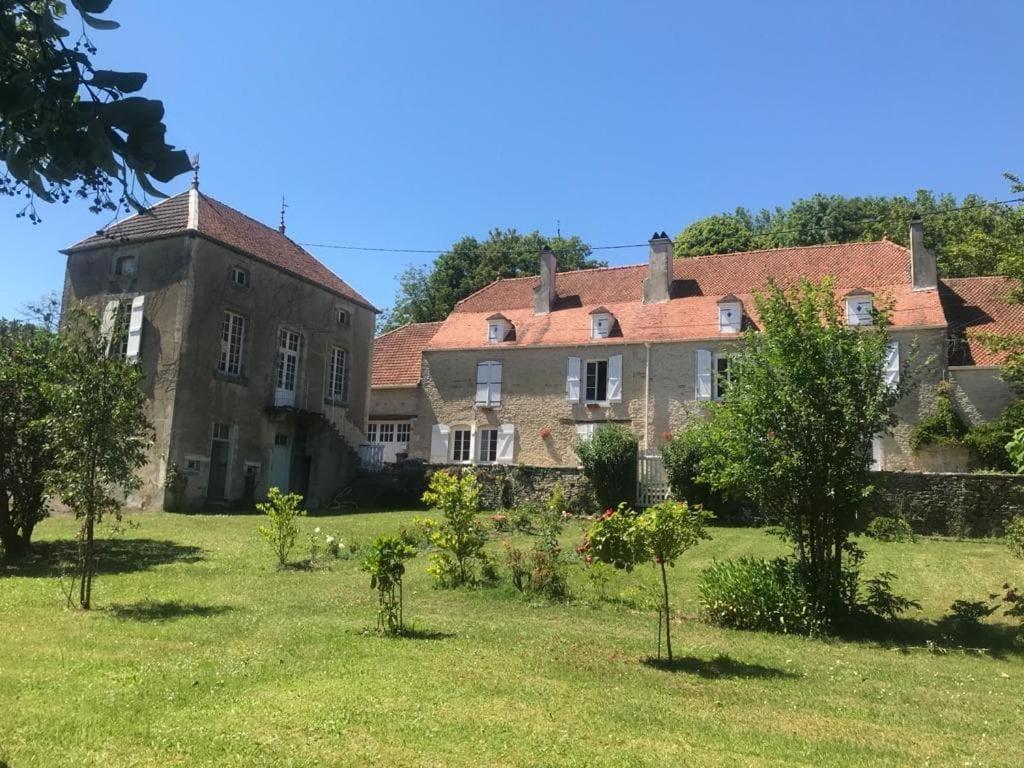 Bed and Breakfast Chez Zoiseau Et Zoiseautte Chassigny Esterno foto